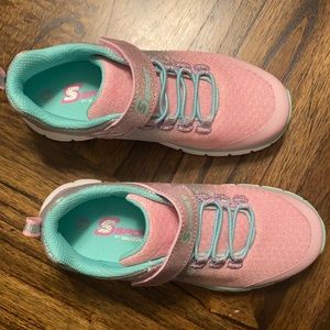 Girls Skechers Sneakers